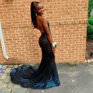 Meet your Posher, Jembeth